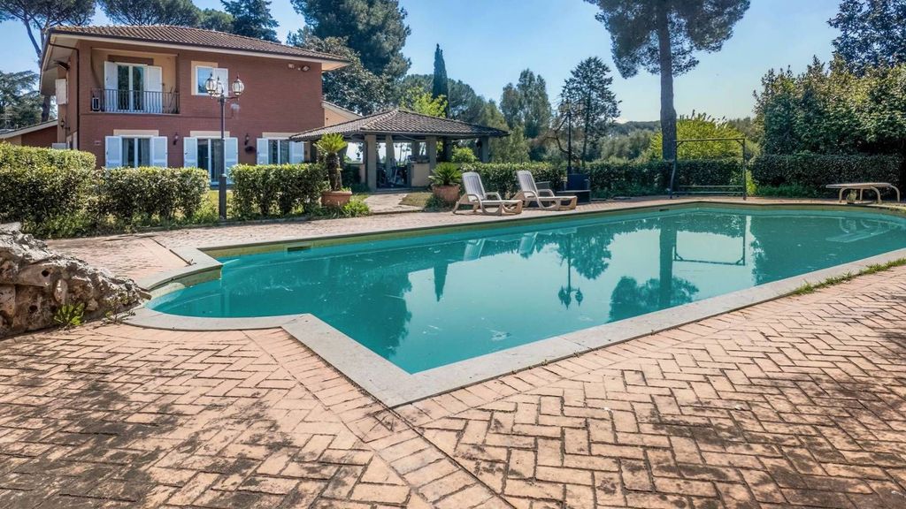 Престижная вилла 905 в продажа, Via dell ara delle Rose, Рим, Lazio