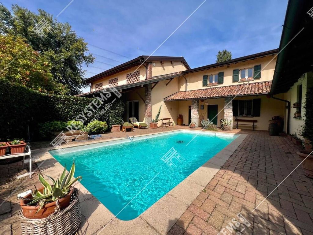 4 bedroom luxury Villa for sale in Frazione Boffalora, 1/B, Bereguardo, Lombardy - 133060207 - LuxuryEstate.com