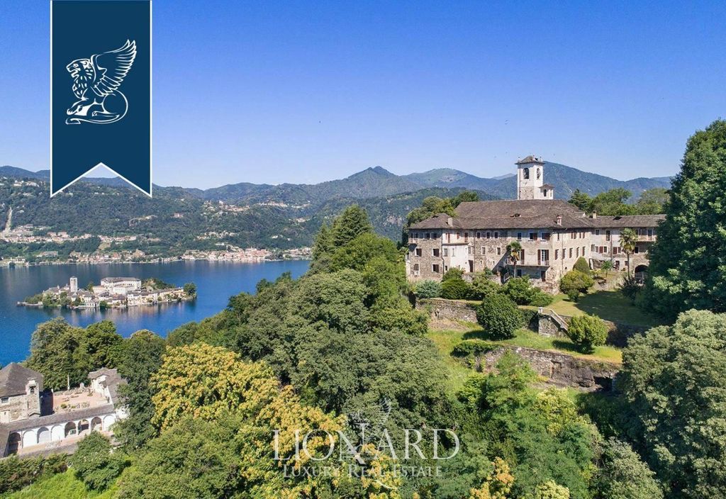 Prestigiosa villa di 2760 mq in vendita Orta San Giulio, Italia
