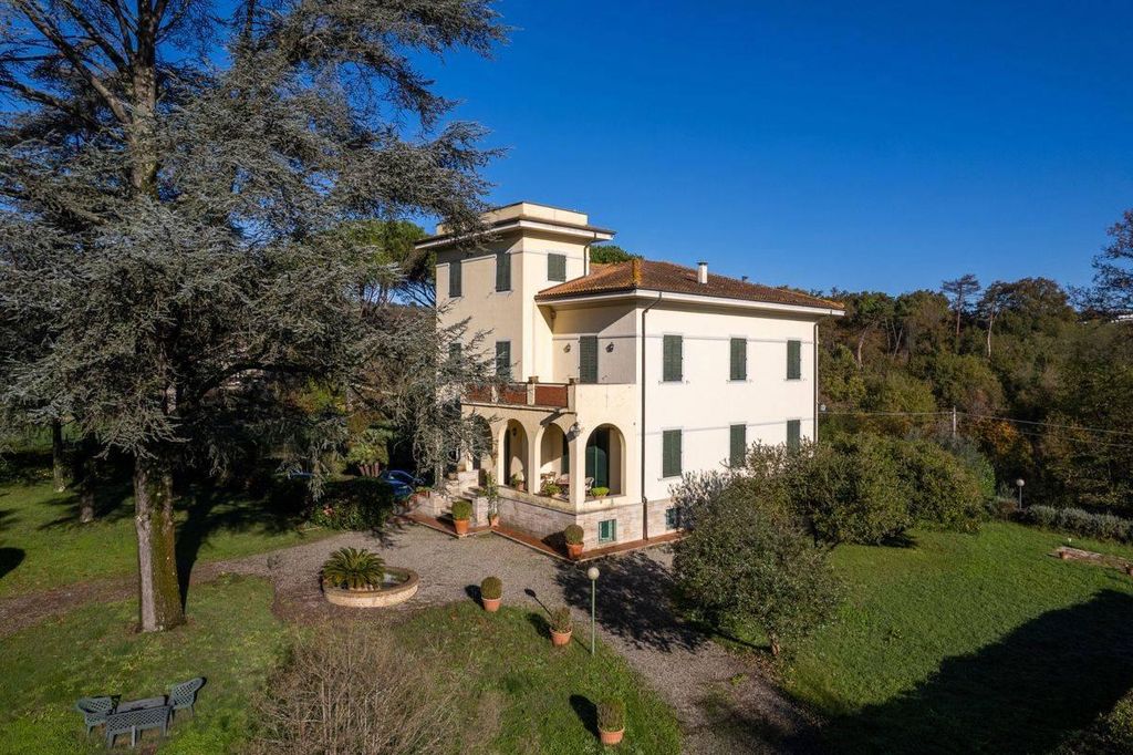 Villa in vendita Via dei Malfatti, 215, Lucca, Toscana