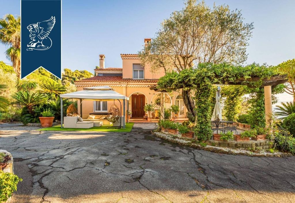 6 bedroom luxury Villa for sale in Bordighera, Liguria 128965960