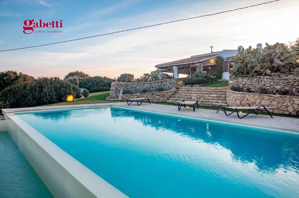 Prestigiosa villa di 699 mq in vendita, Strada Gjuanmlcu, 10, Santa Teresa Gallura, Sassari, Sardegna