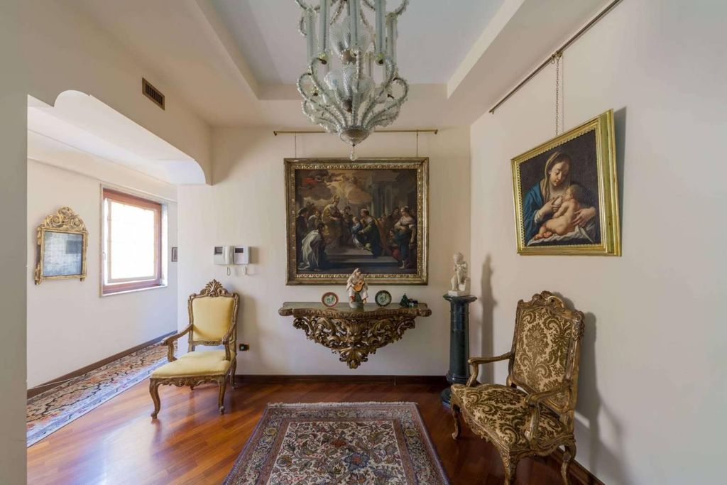 Prestigiosa villa di 1400 mq in vendita, via Ferdinando Russo, Napoli, Campania