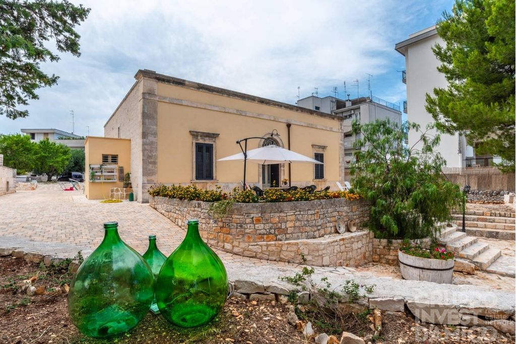 Prestigiosa villa in vendita Via Fasano, Locorotondo, Puglia