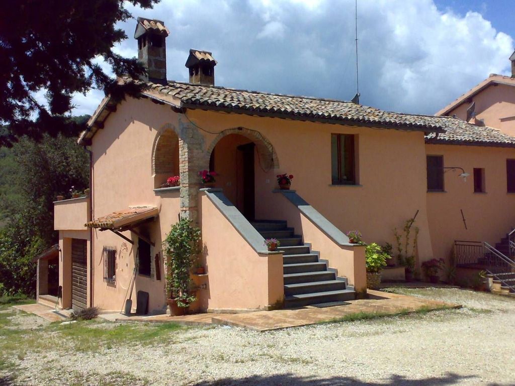 Lussuoso casale in vendita Strada della Lega, 4, Castiglione in Teverina, Viterbo, Lazio