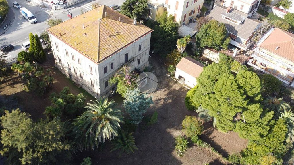 Villa in vendita Via Nazionale, 63, Roseto degli Abruzzi, Abruzzo