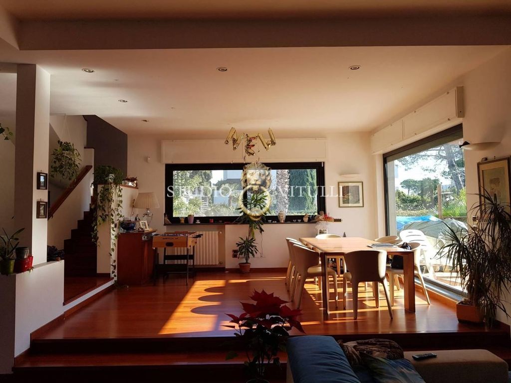 Exclusiva Villa en venta Via Giuseppe Fanelli, 228/T, Bari, Puglia