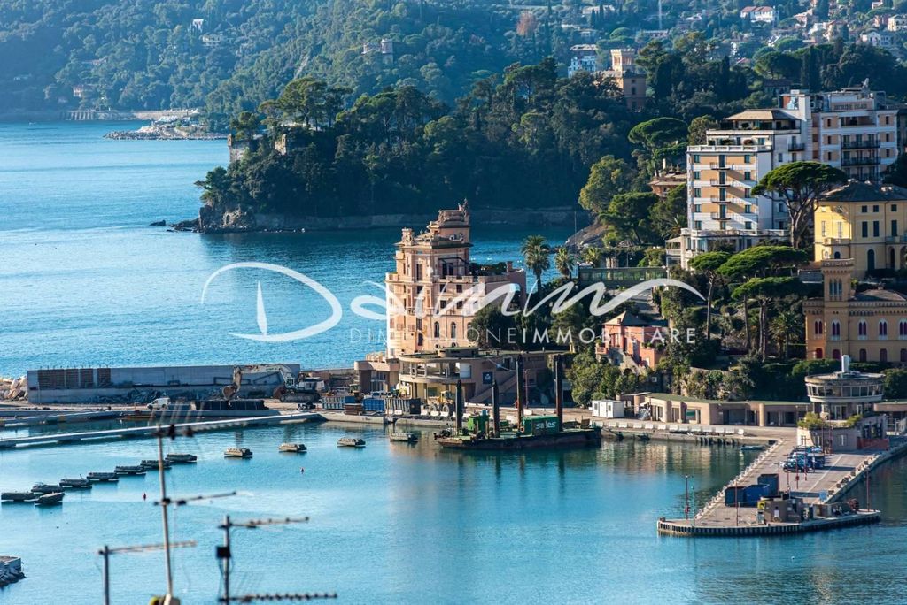 Esclusiva villa di 442 mq in vendita Via Privata del Parco Casana, Rapallo, Genova, Liguria