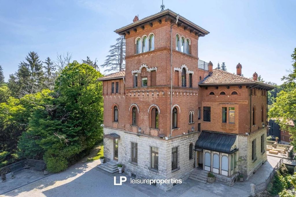 Villa in vendita Via Adda, 10, Varese, Lombardia