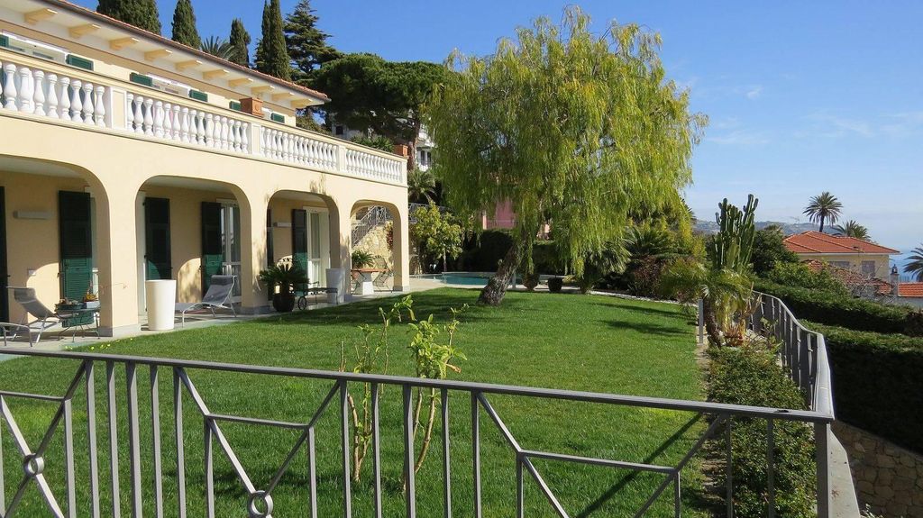 4 bedroom luxury Villa for sale in Bordighera, Italy 123591325