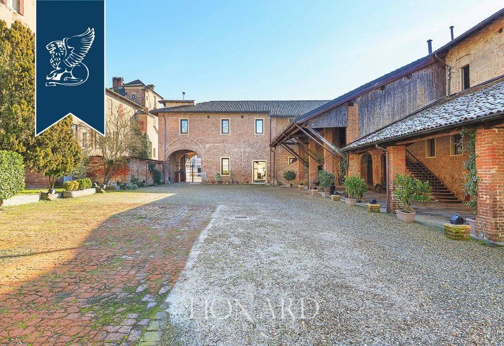 Esclusiva villa di 5000 mq in vendita Sartirana Lomellina, Italia
