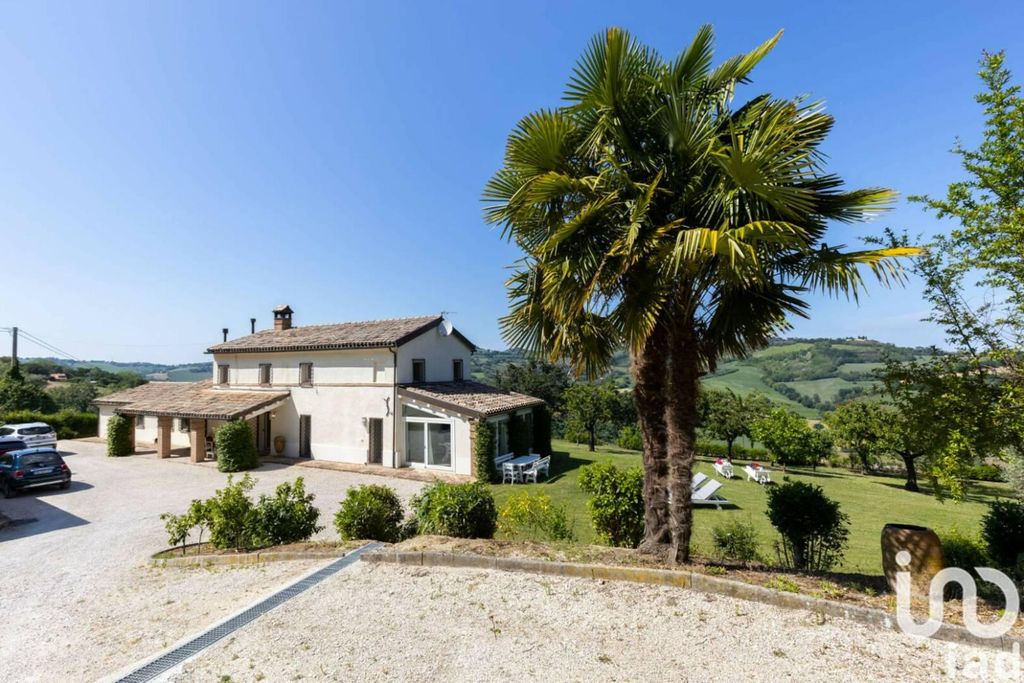Prestigiosa villa in vendita Via Vallicella, 6, Offagna, Ancona, Marche