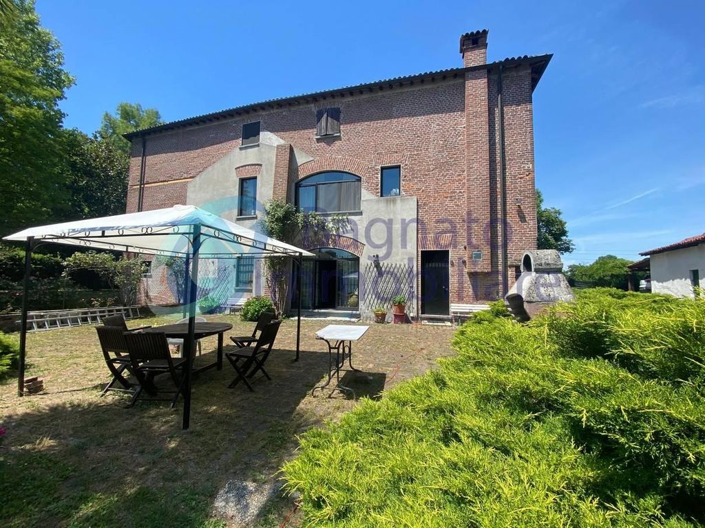 Villa in vendita Via Molino Vecchio, Novara, Piemonte