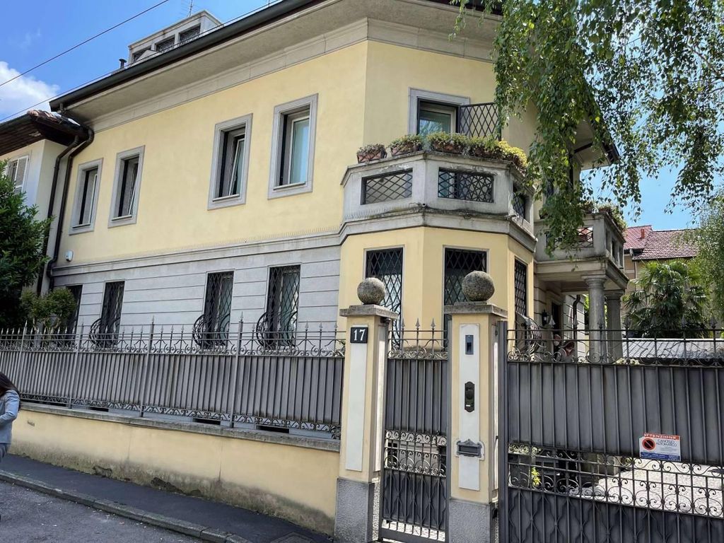 Esclusiva villa di 430 mq in vendita via privata Cavenaghi Luigi, Milano, Lombardia