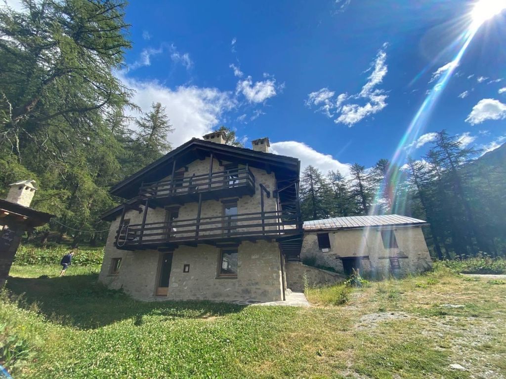 6 bedroom luxury Villa for sale in val ferret, Courmayeur, Valle d'Aosta,  Aosta Valley - 124601945 