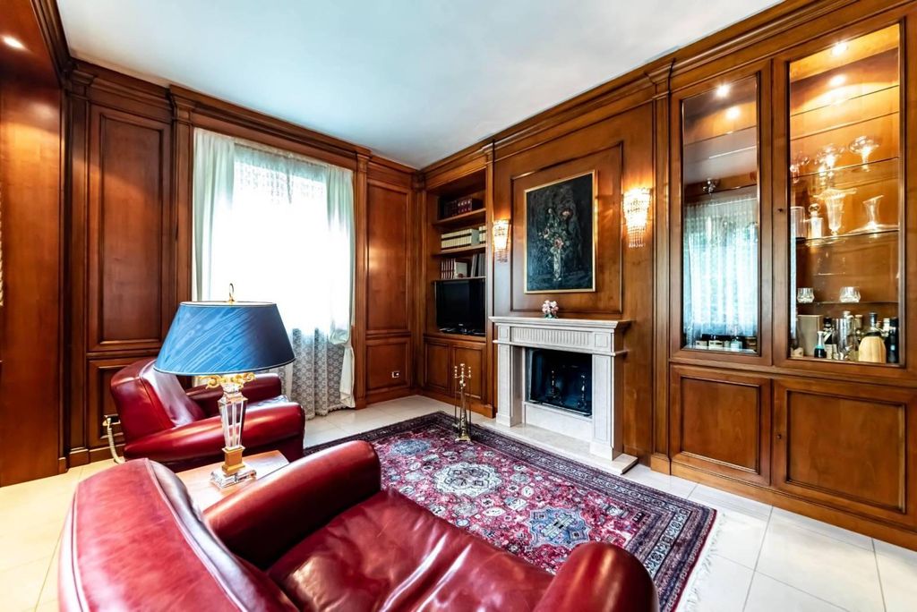 Appartamento di lusso in vendita Agrate Brianza, Lombardia
