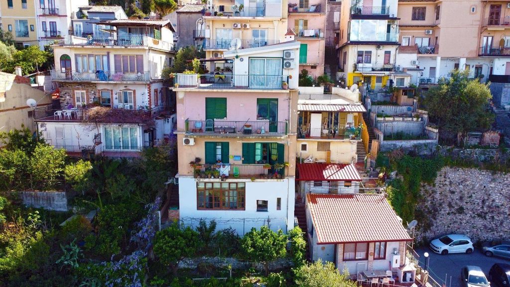 Casa di 500 mq in vendita Via Guardiola Vecchia, 12, Taormina, Messina, Sicilia
