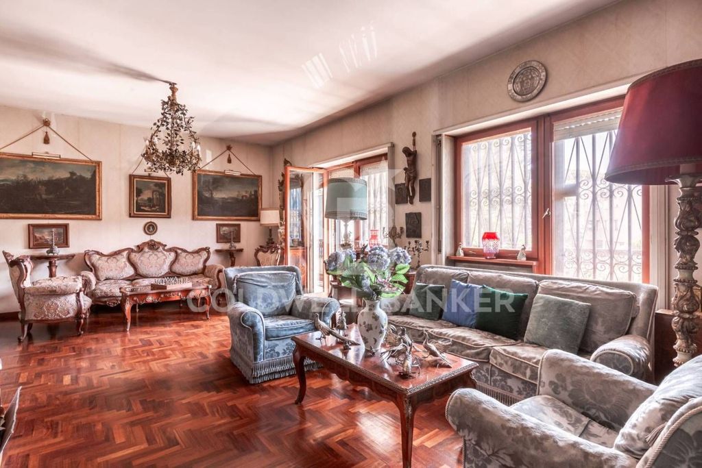 Appartamento di prestigio di 180 m² in vendita Roma, Lazio