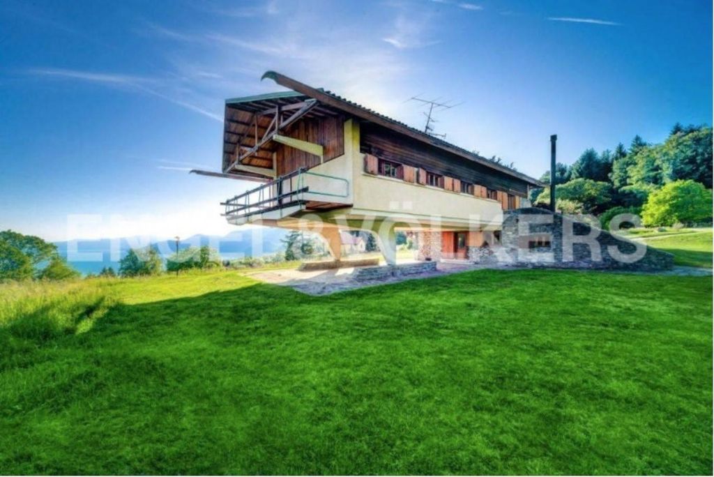 Villa in vendita Via Guglielmo Marconi, 44, Agra, Lombardia