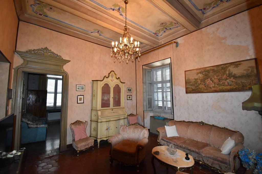 Lussuoso casale in vendita Montegrosso d'Asti, Piemonte