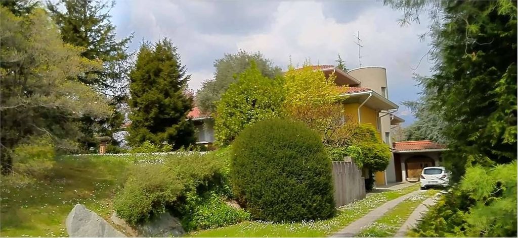 Villa di 450 mq in vendita Via Santuario, Nobile-Monguzzo, Como, Lombardia