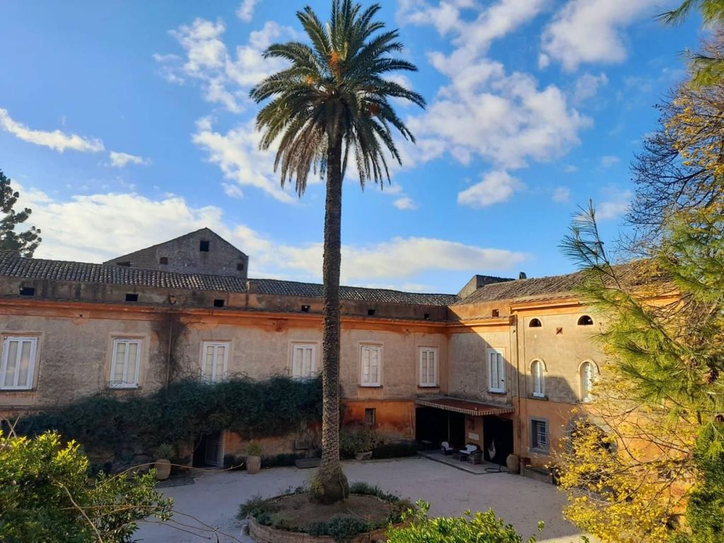 Esclusiva villa di 2400 mq in vendita Via Marchese di Livardi, San Paolo Bel Sito, Campania