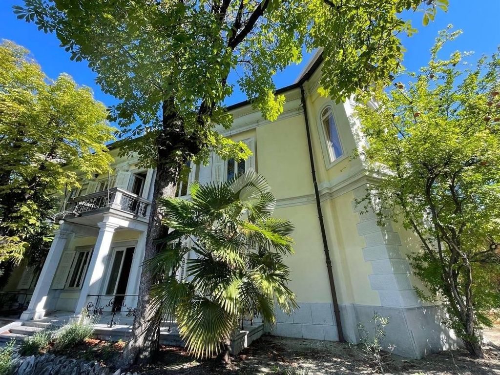 Prestigiosa Villetta a Schiera in vendita Via di Romagna, 16, Trieste, Friuli Venezia Giulia
