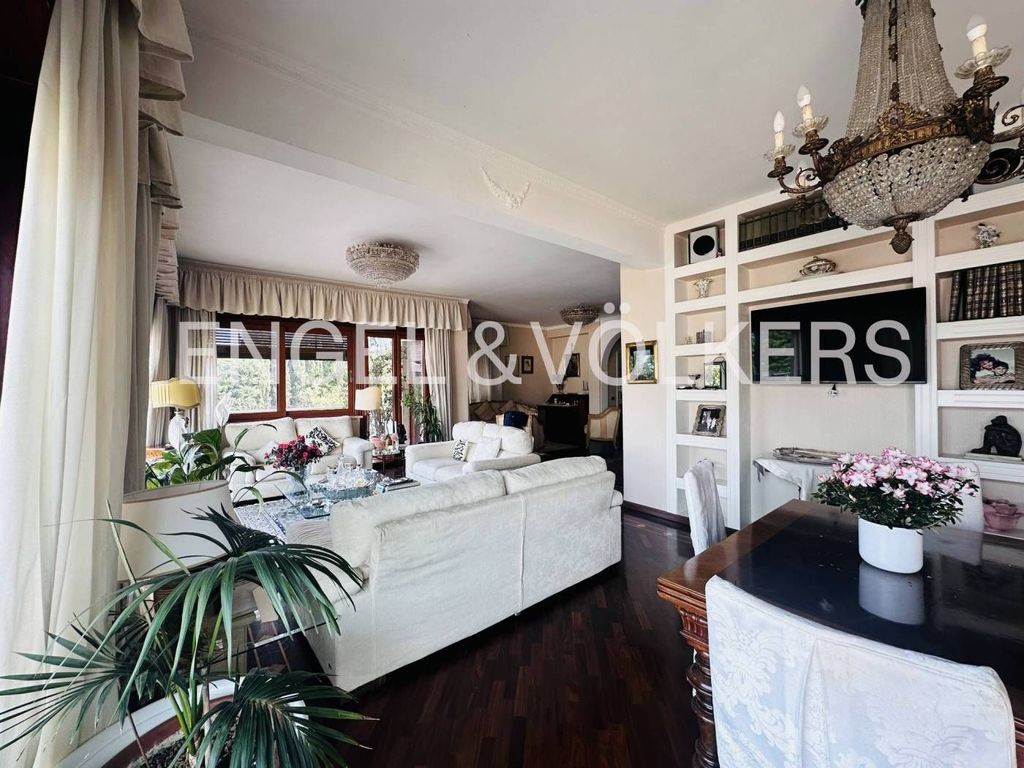 Appartamento di prestigio di 175 m² in vendita Napoli, Campania