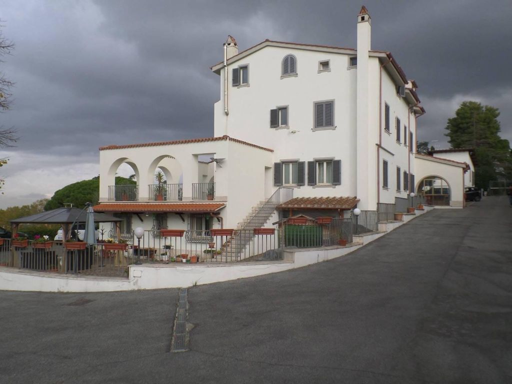 Villa di 1100 mq in vendita Via Anagnina, Grottaferrata, Lazio