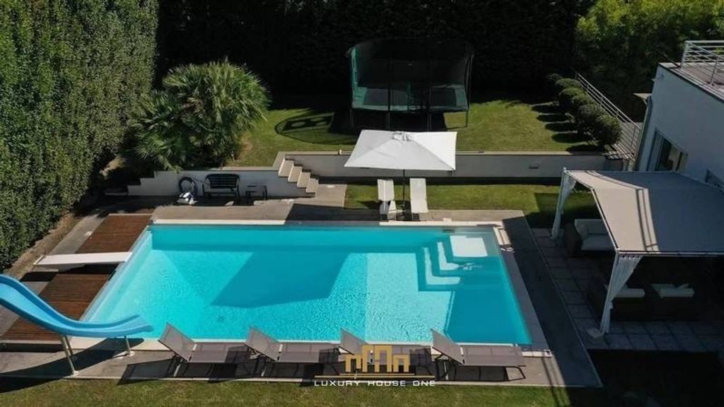 Prestigiosa villa di 671 mq in vendita Via Giuseppe Verdi, 2, Trezzano sul Naviglio, Milano, Lombardia