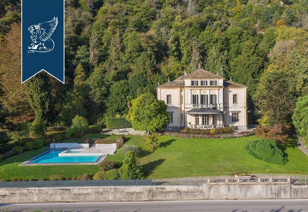 Esclusiva villa di 980 mq in vendita Meina, Piemonte