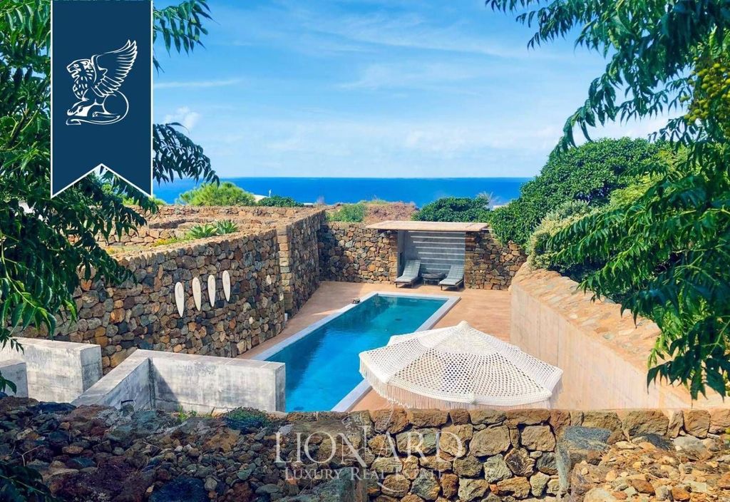 Villa in vendita Pantelleria, Sicilia