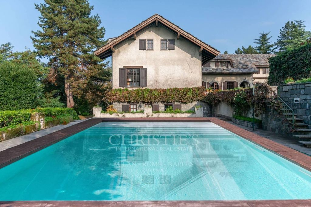 Prestigiosa villa di 1300 mq in vendita, Via dei Castagni, Bodio Lomnago, Lombardia
