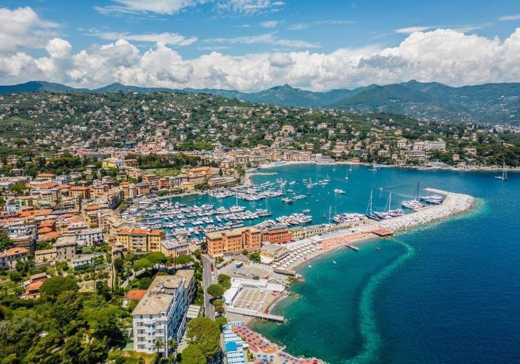3 room luxury Flat for sale in Via Torre San Gioacchino, Santa Margherita Ligure, Liguria