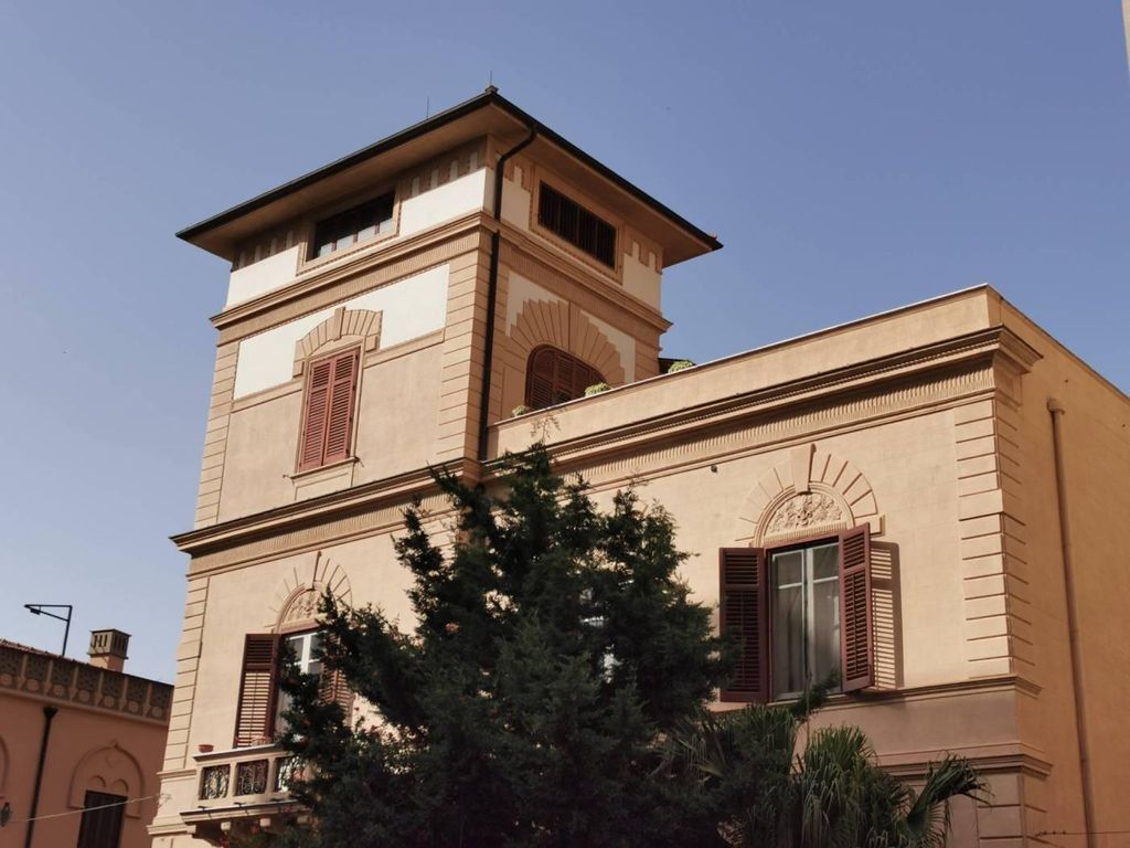 Prestigioso appartamento in vendita Via Imperatore Federico, Palermo, Sicilia