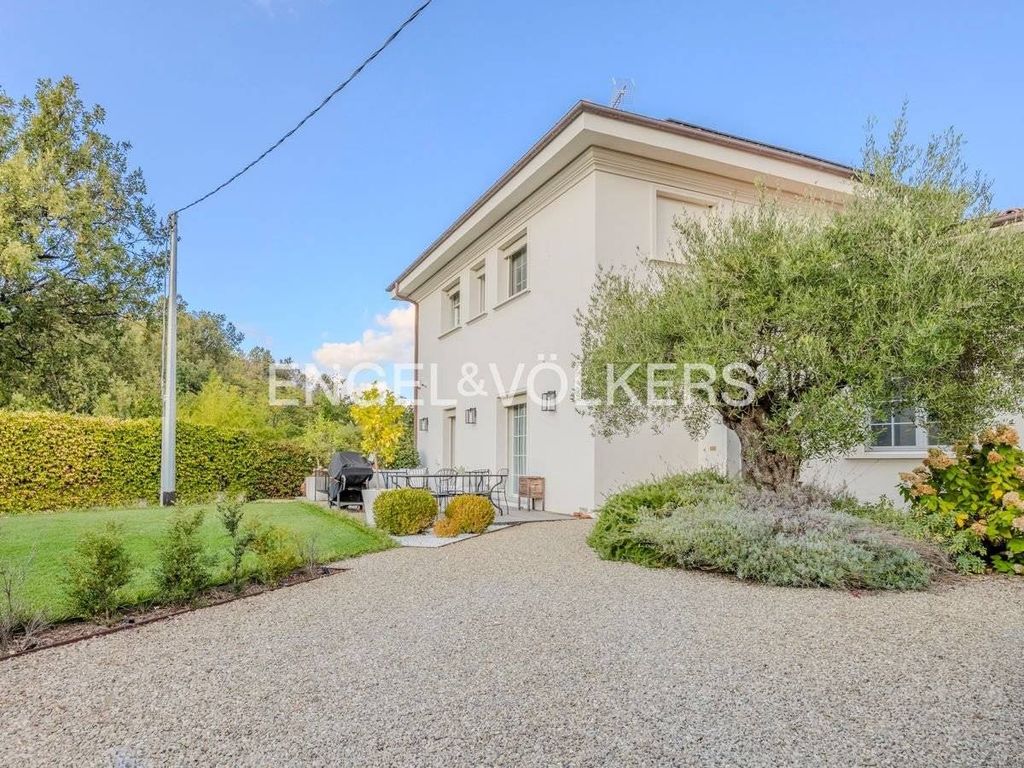 3 bedroom luxury Villa for sale in Via di Sesto, Bologna, Emilia-Romagna