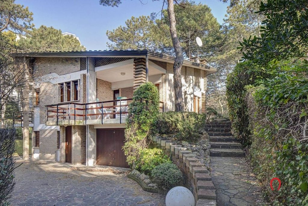 Prestigiosa villa di 220 mq in vendita Raggio di Venere, Lignano Sabbiadoro, Udine, Friuli Venezia Giulia