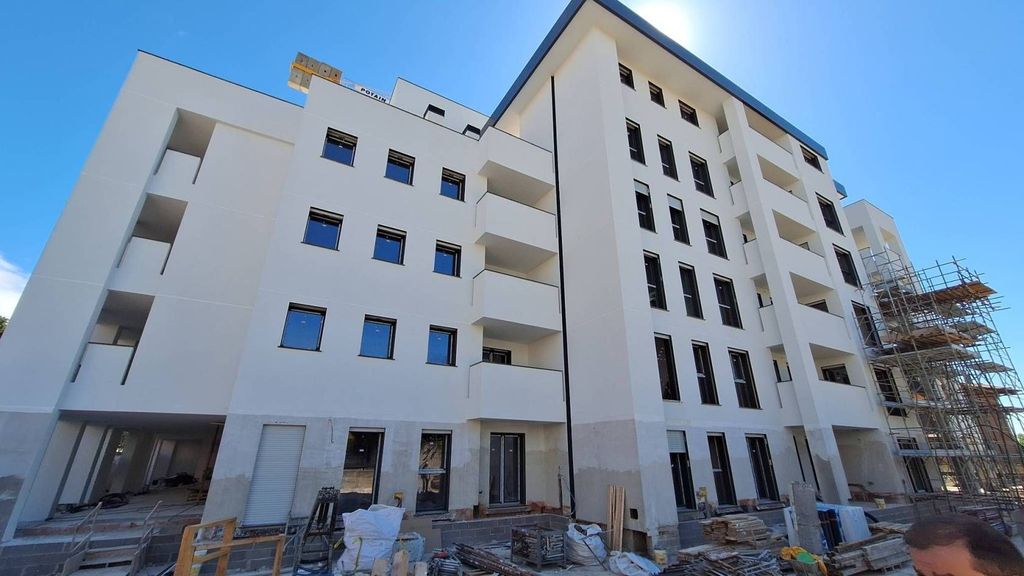 Appartamento di prestigio di 126 m² in vendita Via Po, Monza, Monza e Brianza, Lombardia