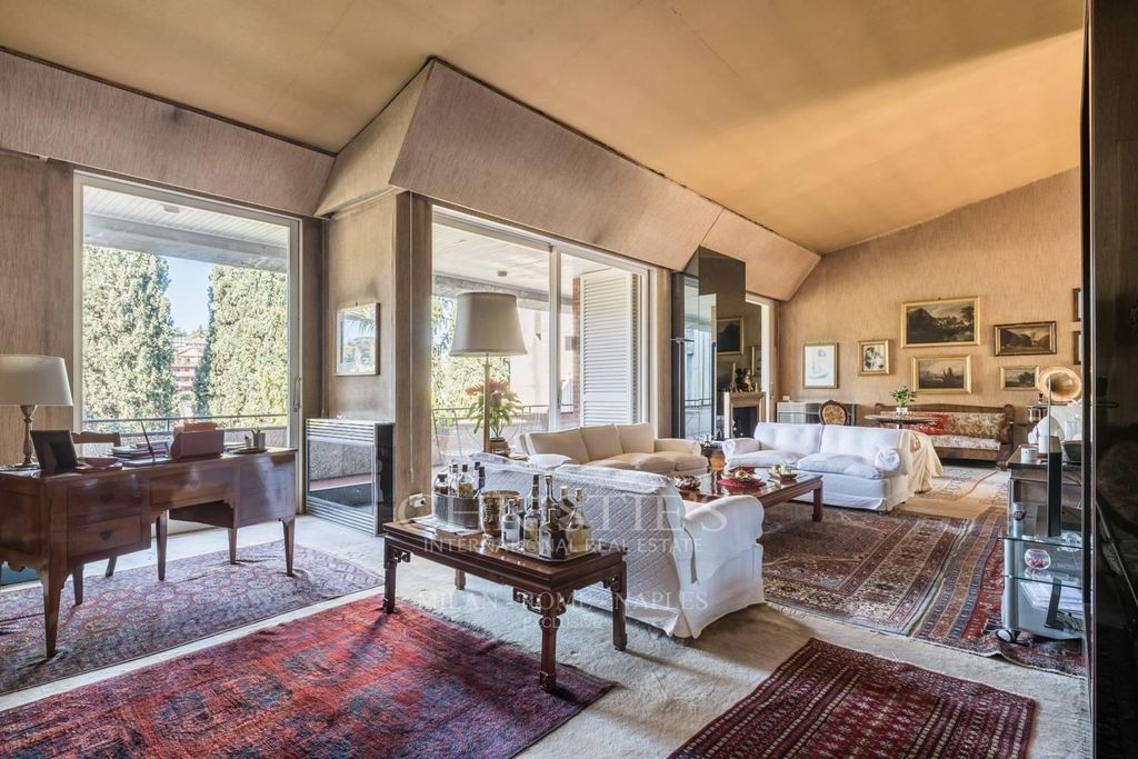 Esclusiva villa di 356 mq in vendita Via Teheran, Roma, Lazio