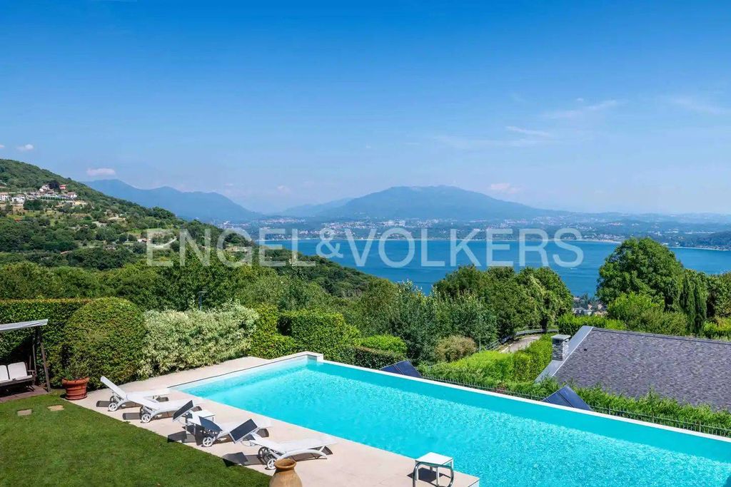 Prestigiosa villa di 430 mq in vendita, Via Rotte, Massino Visconti, Novara, Piemonte