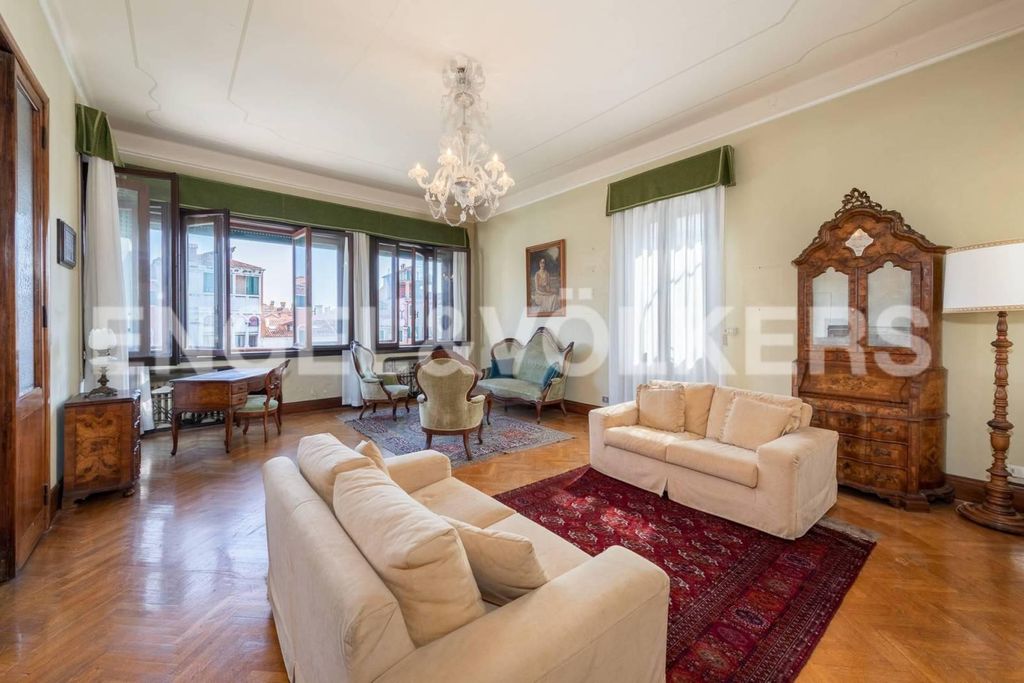 Appartamento di lusso di 450 m² in vendita Fondamenta Savorgnan, Venezia, Veneto