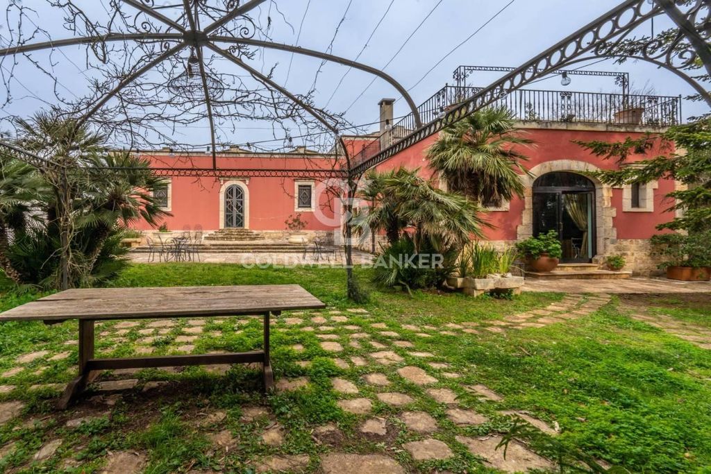 Lussuoso casale in vendita Contrada Fantese, Ostuni, Puglia