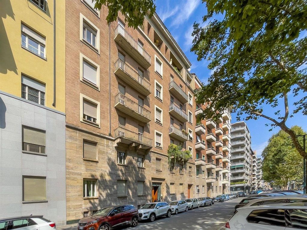 Appartamento di lusso in vendita Corso Galileo Ferraris, 116, Torino, Provincia di Torino, Piemonte