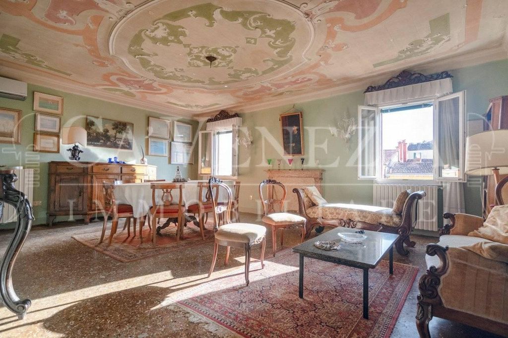 Appartamento di prestigio di 151 m² in vendita Campo San Giacomo da l'Orio, Venezia, Veneto