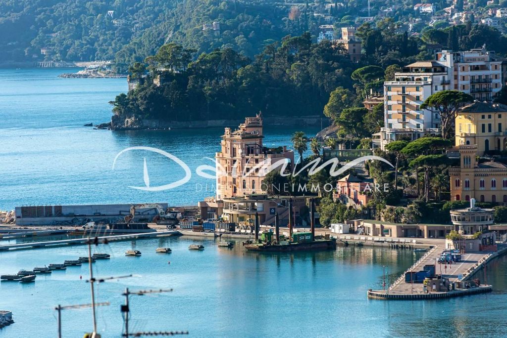 Luxury Villa for sale in Via Privata del Parco Casana, Rapallo, Liguria