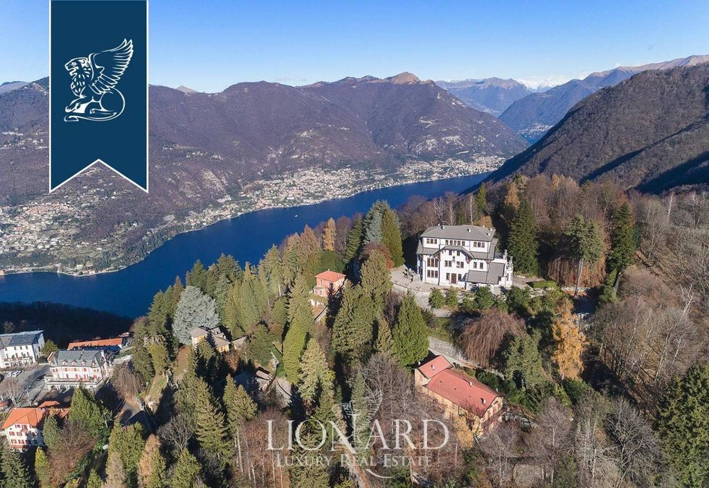 Prestigiosa villa di 1500 mq in vendita Como, Lombardia