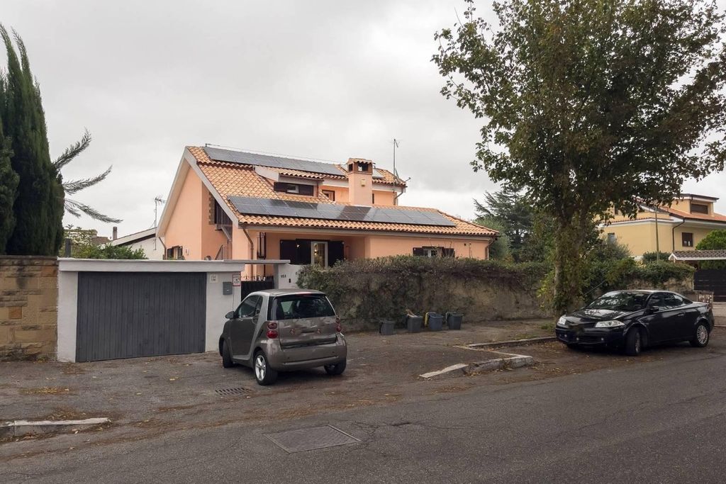 Prestigiosa villa di 323 mq in vendita, Via Alessandro Stradella, 152, Roma, Lazio