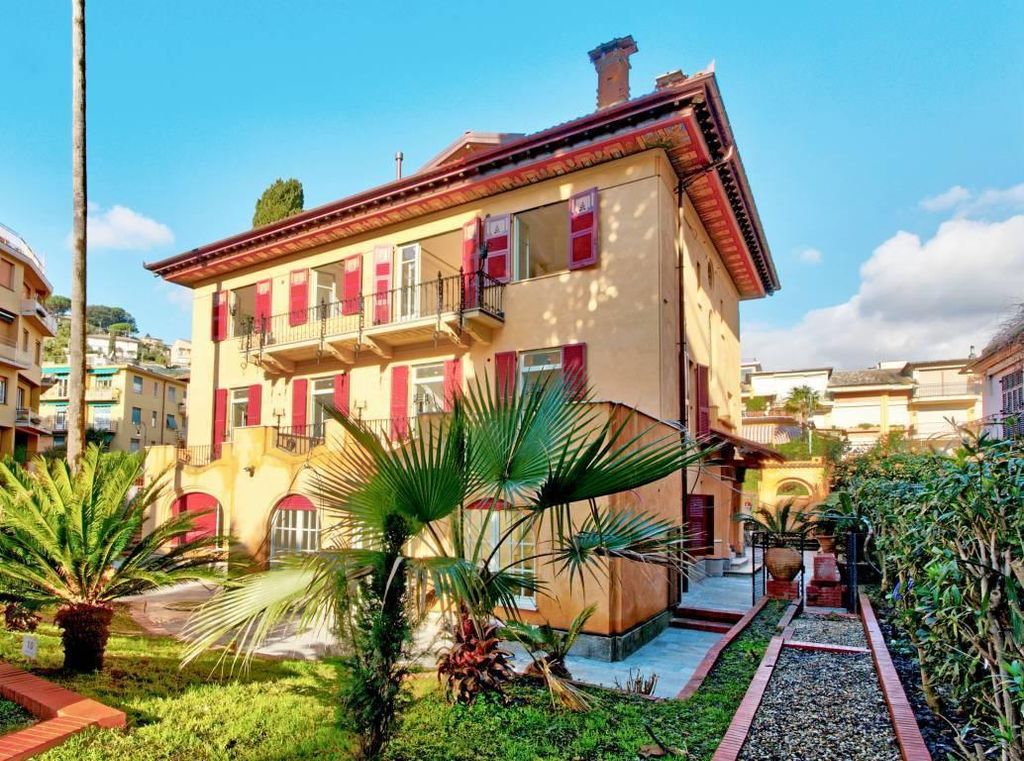 Appartamento di prestigio di 133 m² in vendita Via Marco Polo, 7, Rapallo, Genova, Liguria