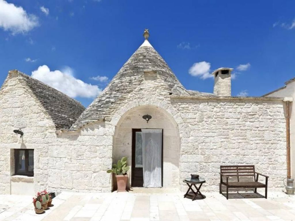 5 bedroom exclusive cottage for sale in Via Zona C, Noci, Provincia di