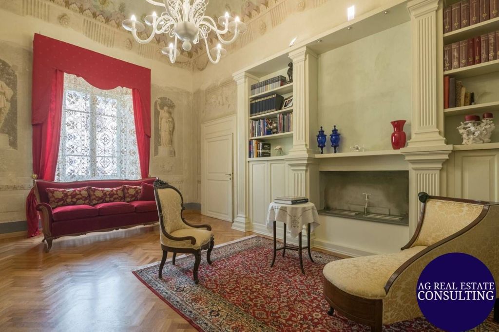 Appartamento di lusso in vendita Via Guglielmo Oberdan, Pisa, Toscana